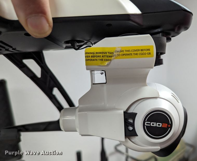 image for item LM9942 Yuneec Typhoon Q500+  drone