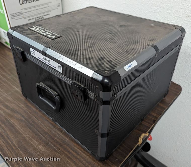 image for item LM9942 Yuneec Typhoon Q500+  drone