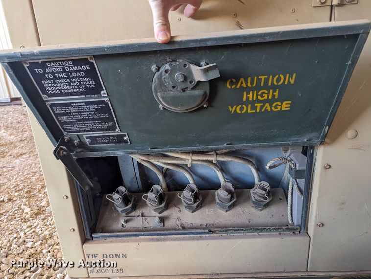 image for item LM9948 1998 Fermont MEP-806A  generator