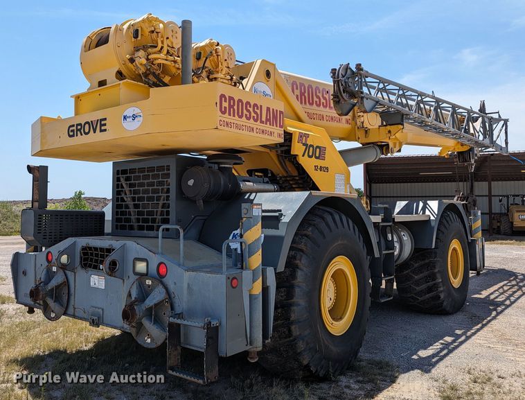 image for item LM9950 2002 Grove RT700E  crane