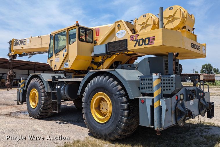 image for item LM9950 2002 Grove RT700E  crane
