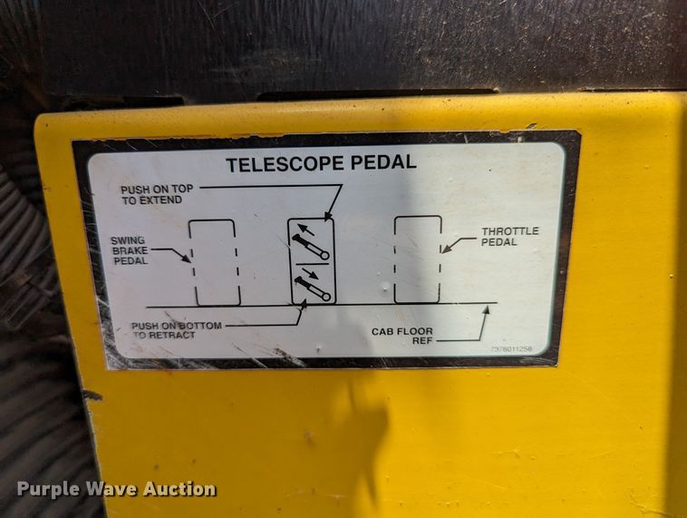 image for item LM9950 2002 Grove RT700E  crane