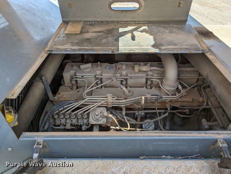 image for item LM9950 2002 Grove RT700E  crane