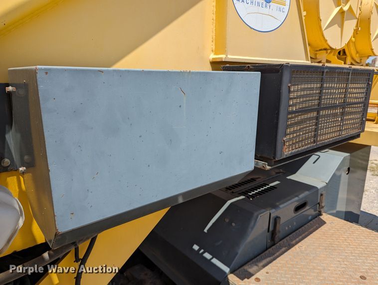 image for item LM9950 2002 Grove RT700E  crane