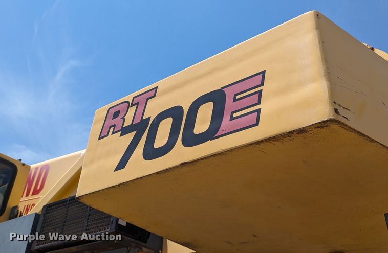 image for item LM9950 2002 Grove RT700E  crane