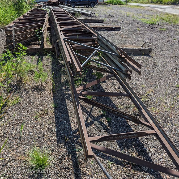 image for item LM9953 Metal tower