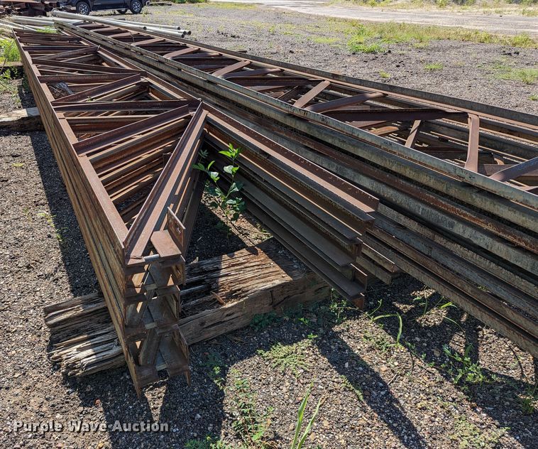 image for item LM9953 Metal tower