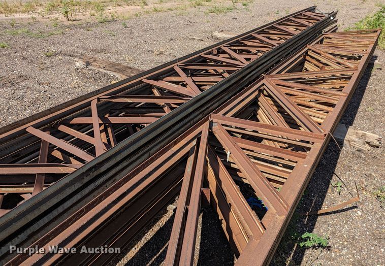 image for item LM9953 Metal tower