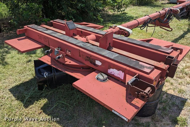image for item LM9955 2010 Sunbelt  pole trailer