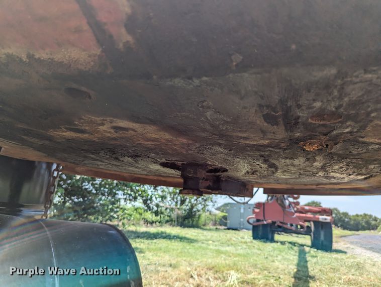 image for item LM9955 2010 Sunbelt  pole trailer