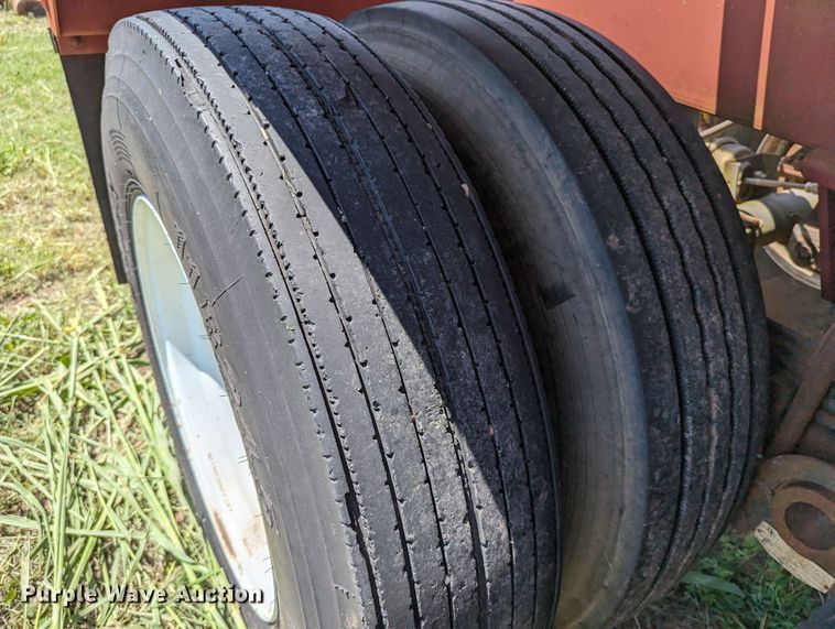 image for item LM9955 2010 Sunbelt  pole trailer