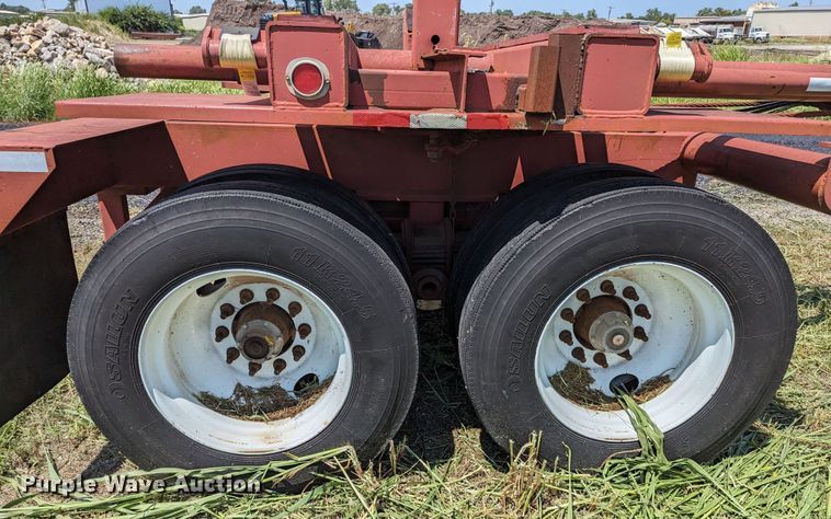 image for item LM9955 2010 Sunbelt  pole trailer