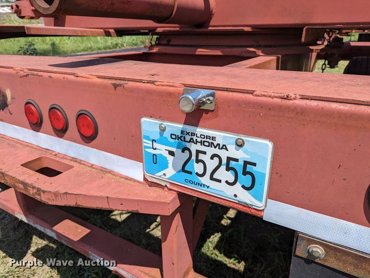 image for item LM9955 2010 Sunbelt  pole trailer