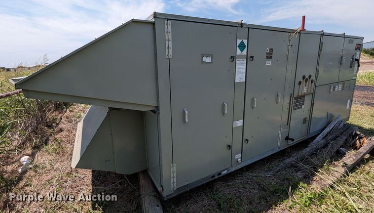 image for item LM9956 Trane Voyager  HVAC unit