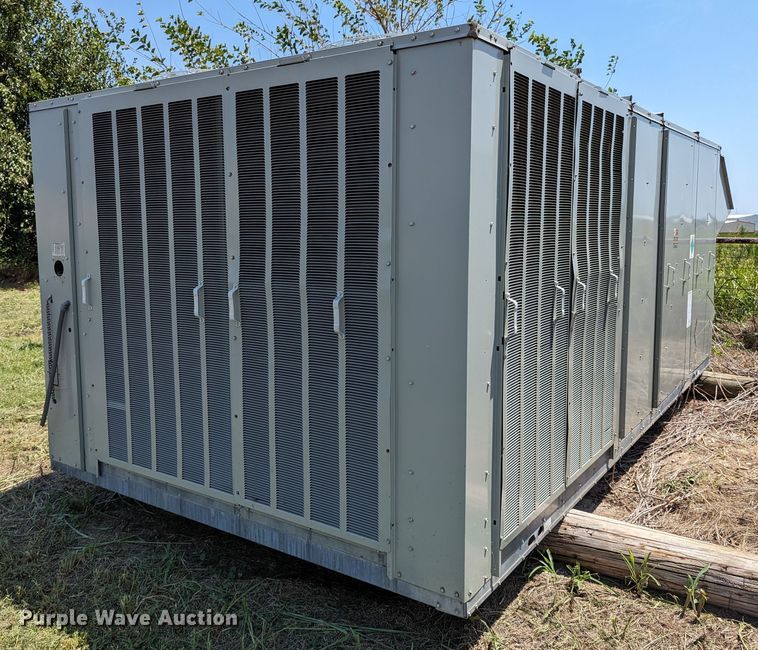 image for item LM9956 Trane Voyager  HVAC unit