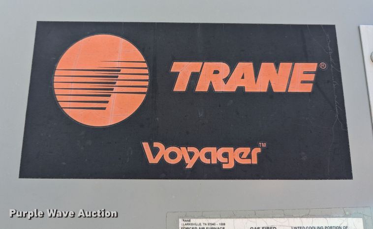 image for item LM9956 Trane Voyager  HVAC unit