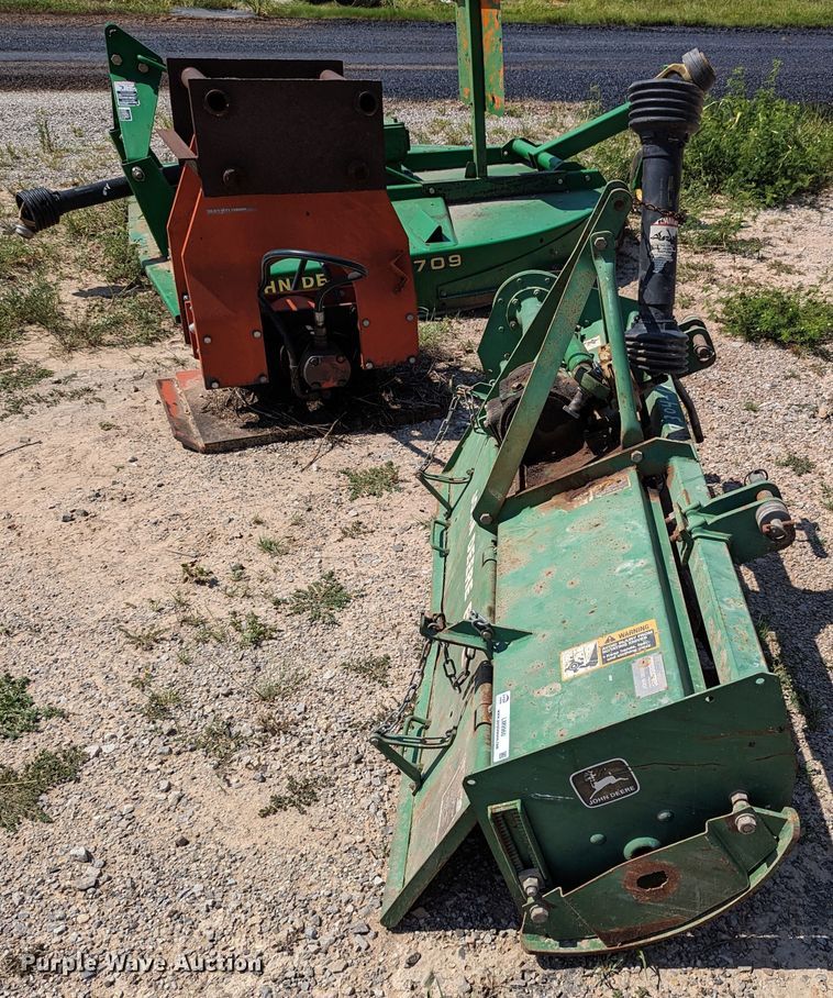 image for item LM9960 John Deere 660  rototiller