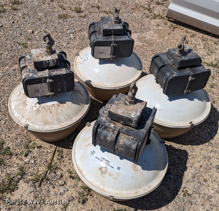 image for item LM9962 (4) street lights