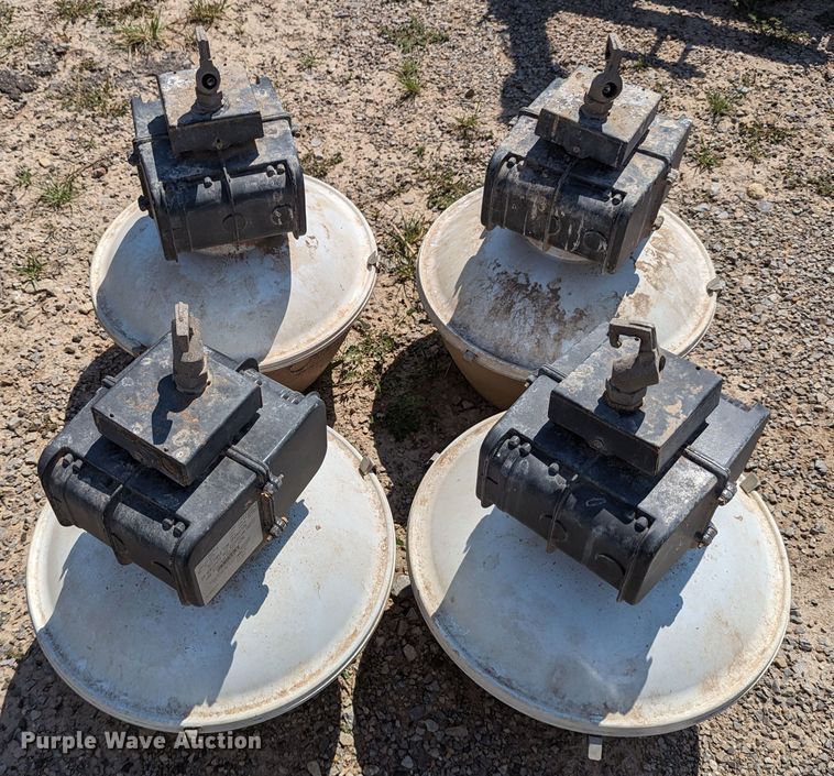 image for item LM9962 (4) street lights