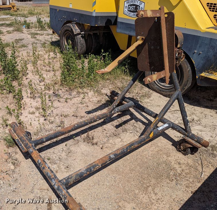 image for item LM9963 Transmission stand