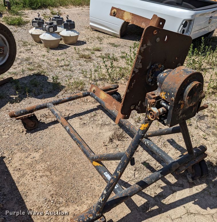 image for item LM9963 Transmission stand