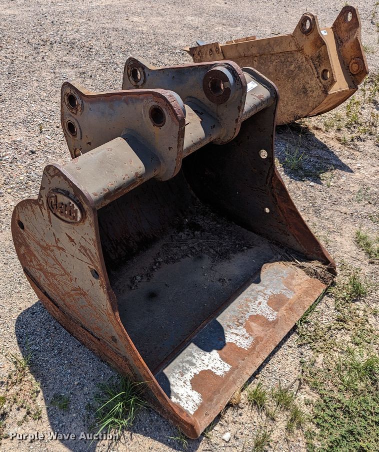 image for item LM9968 2006 Geith HD30  36"W excavator bucket