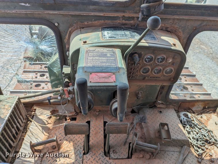 image for item LM9969 Caterpillar D7F  dozer