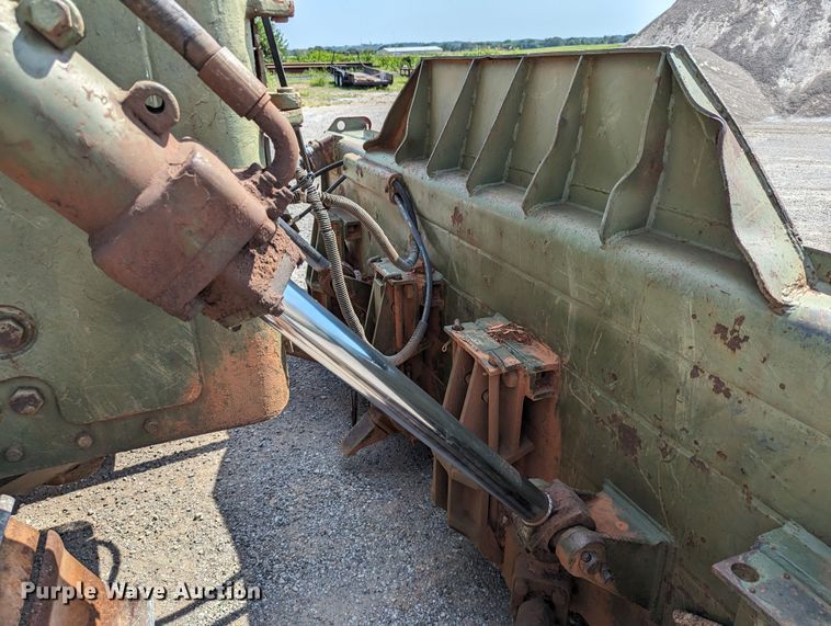 image for item LM9969 Caterpillar D7F  dozer