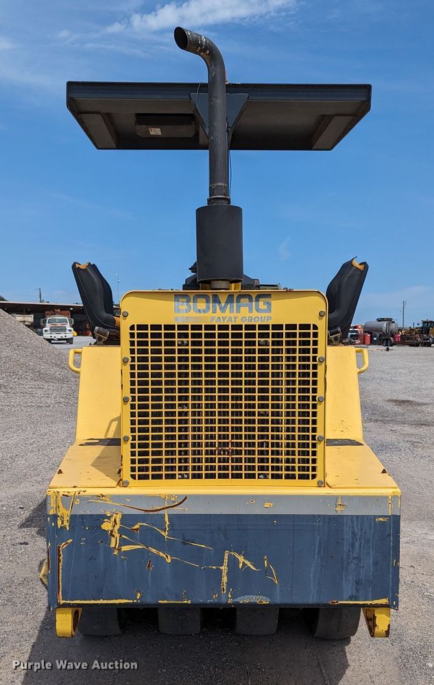 image for item LM9970 Bomag BW11RH  pneumatic roller