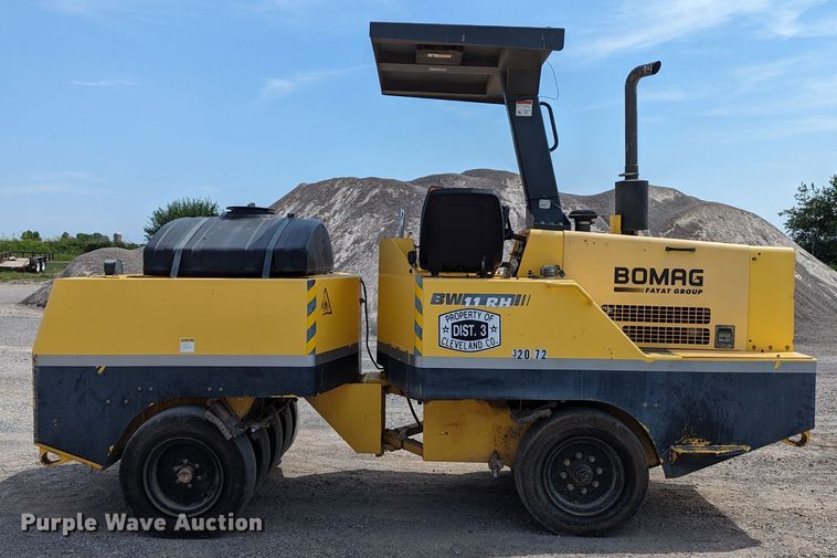 image for item LM9970 Bomag BW11RH  pneumatic roller