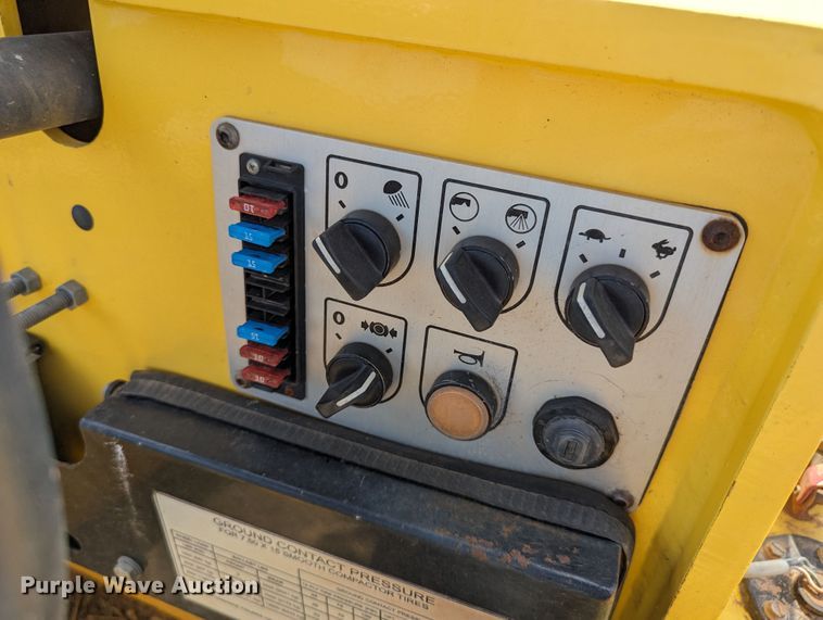 image for item LM9970 Bomag BW11RH  pneumatic roller