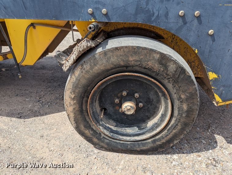 image for item LM9970 Bomag BW11RH  pneumatic roller