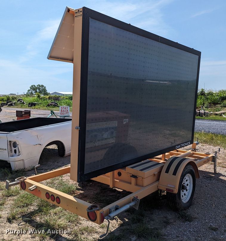 image for item LM9973 Daktronics  message board trailer