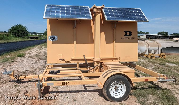 image for item LM9973 Daktronics  message board trailer