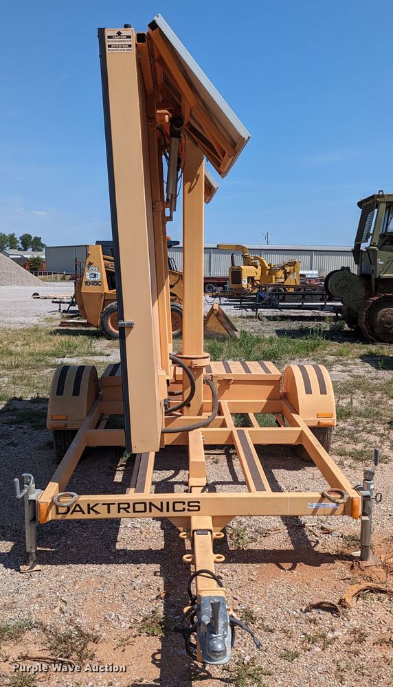 image for item LM9973 Daktronics  message board trailer