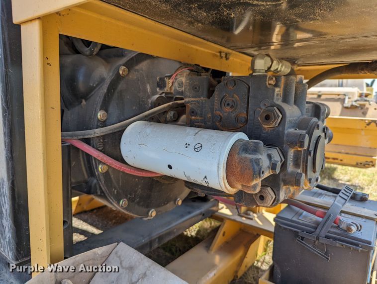 image for item LM9976 2017 Maddock  Rotograder RG72-2-200 cold planer