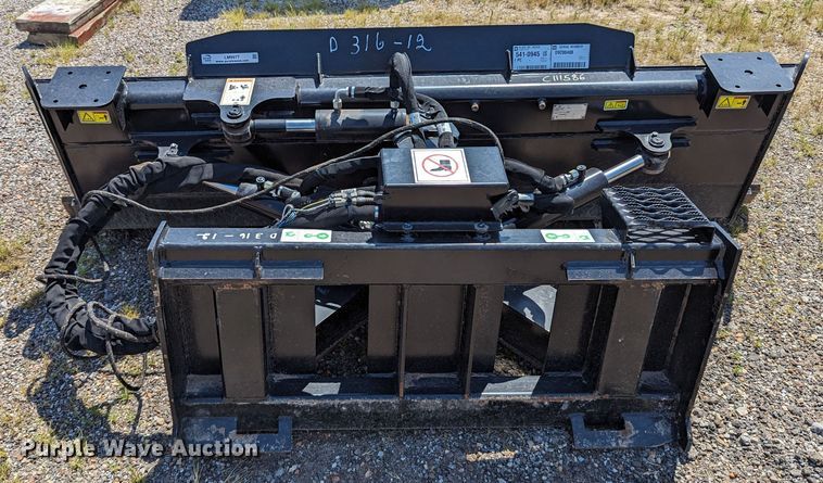 image for item LM9977 Caterpillar  92"W skid steer dozer blade