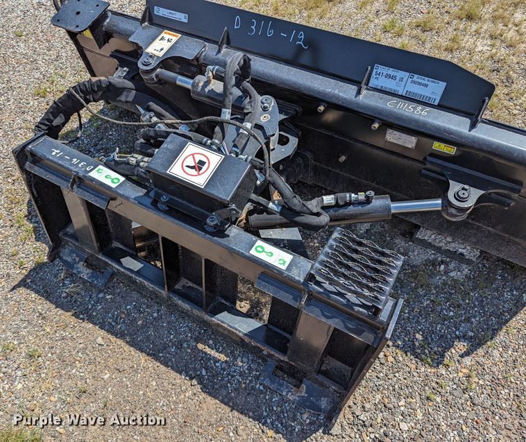 image for item LM9977 Caterpillar  92"W skid steer dozer blade