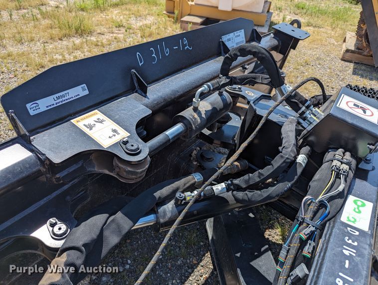 image for item LM9977 Caterpillar  92"W skid steer dozer blade