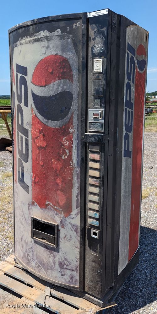 image for item LM9980 Dixie-Narco  vending machine