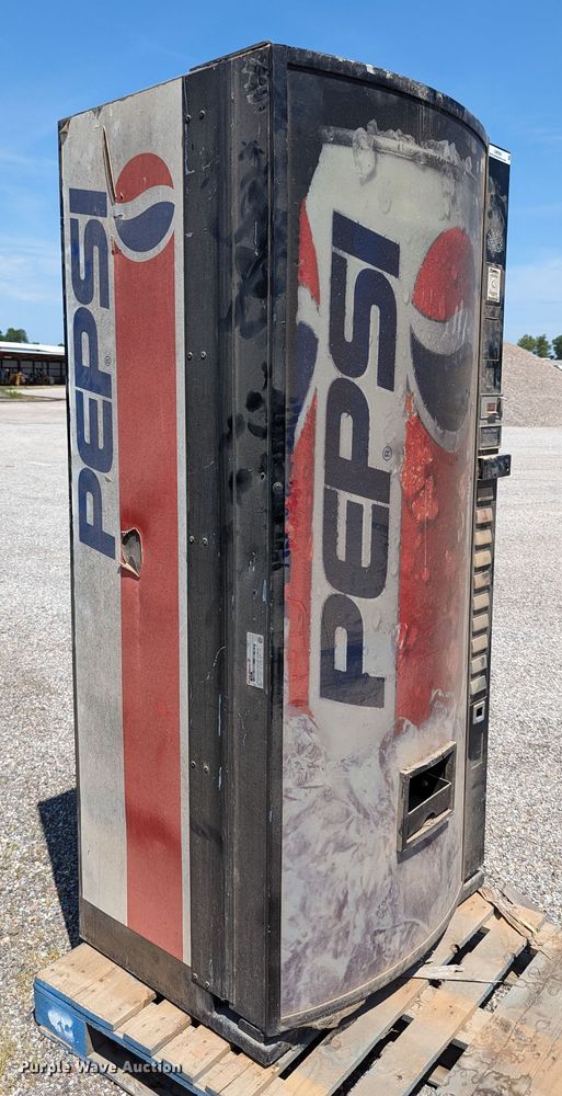 image for item LM9980 Dixie-Narco  vending machine