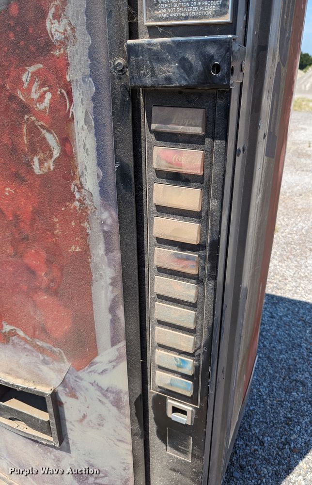 image for item LM9980 Dixie-Narco  vending machine