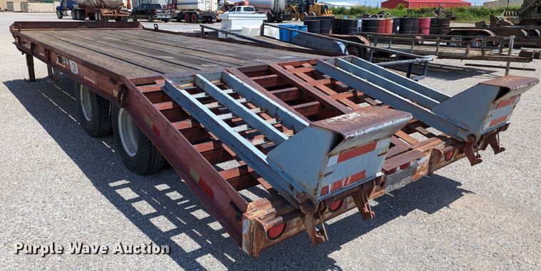 image for item LM9987 1981 Belshe  equipment trailer