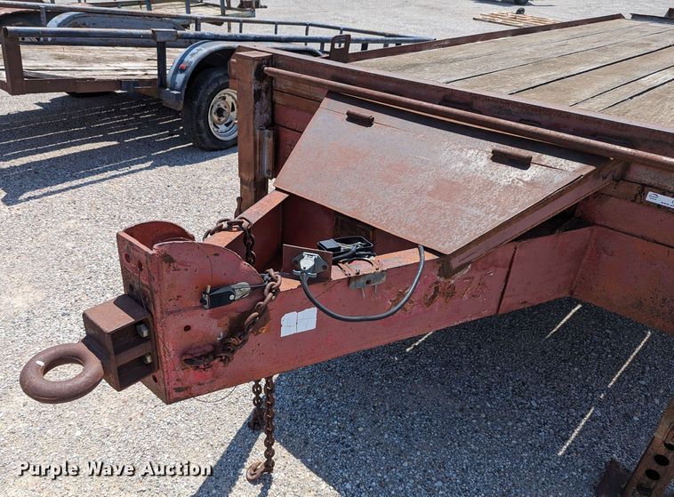 image for item LM9987 1981 Belshe  equipment trailer