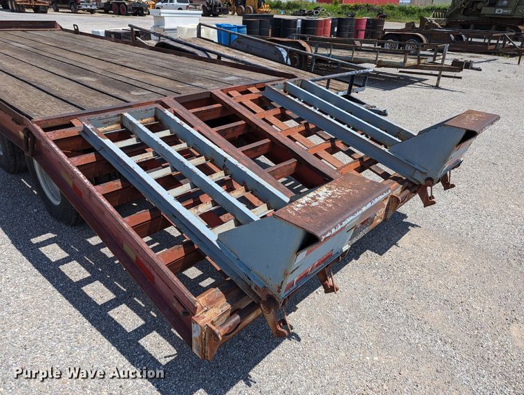 image for item LM9987 1981 Belshe  equipment trailer