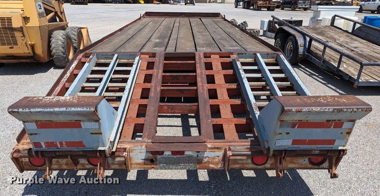 image for item LM9987 1981 Belshe  equipment trailer