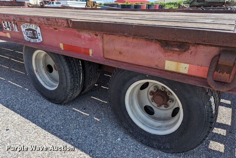 image for item LM9987 1981 Belshe  equipment trailer