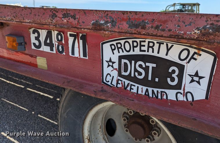 image for item LM9987 1981 Belshe  equipment trailer