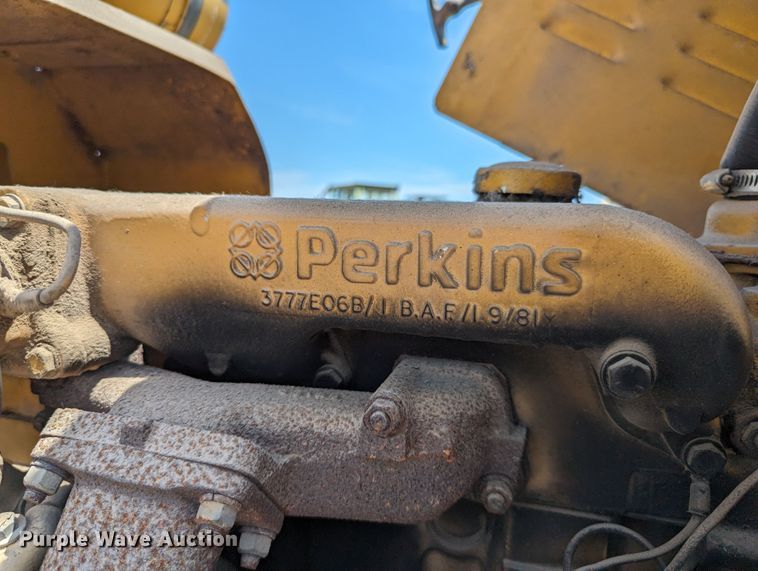 image for item LM9988 1992 Vermeer 1250BC  wood chipper