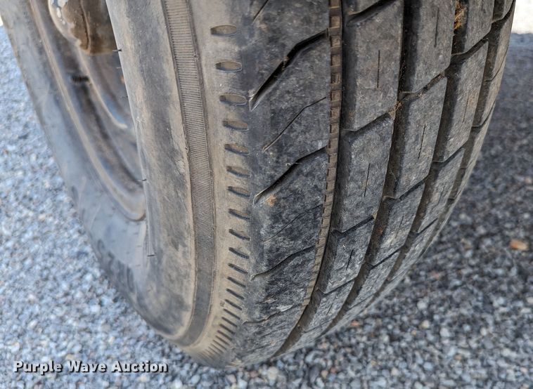 image for item LM9988 1992 Vermeer 1250BC  wood chipper